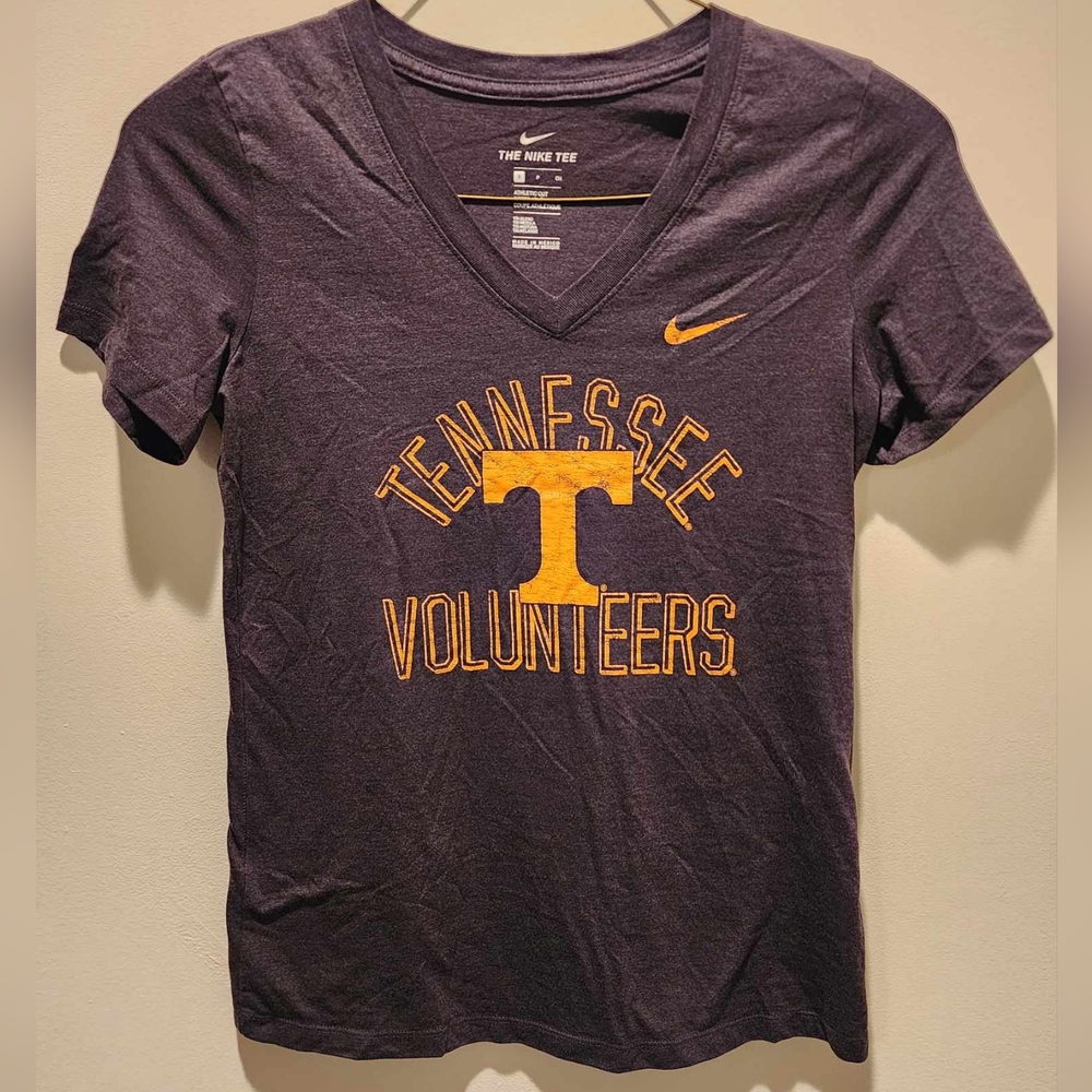 Nike Women's Athletic Cut University of Tennessee VOLS Tee Shirt Size Small